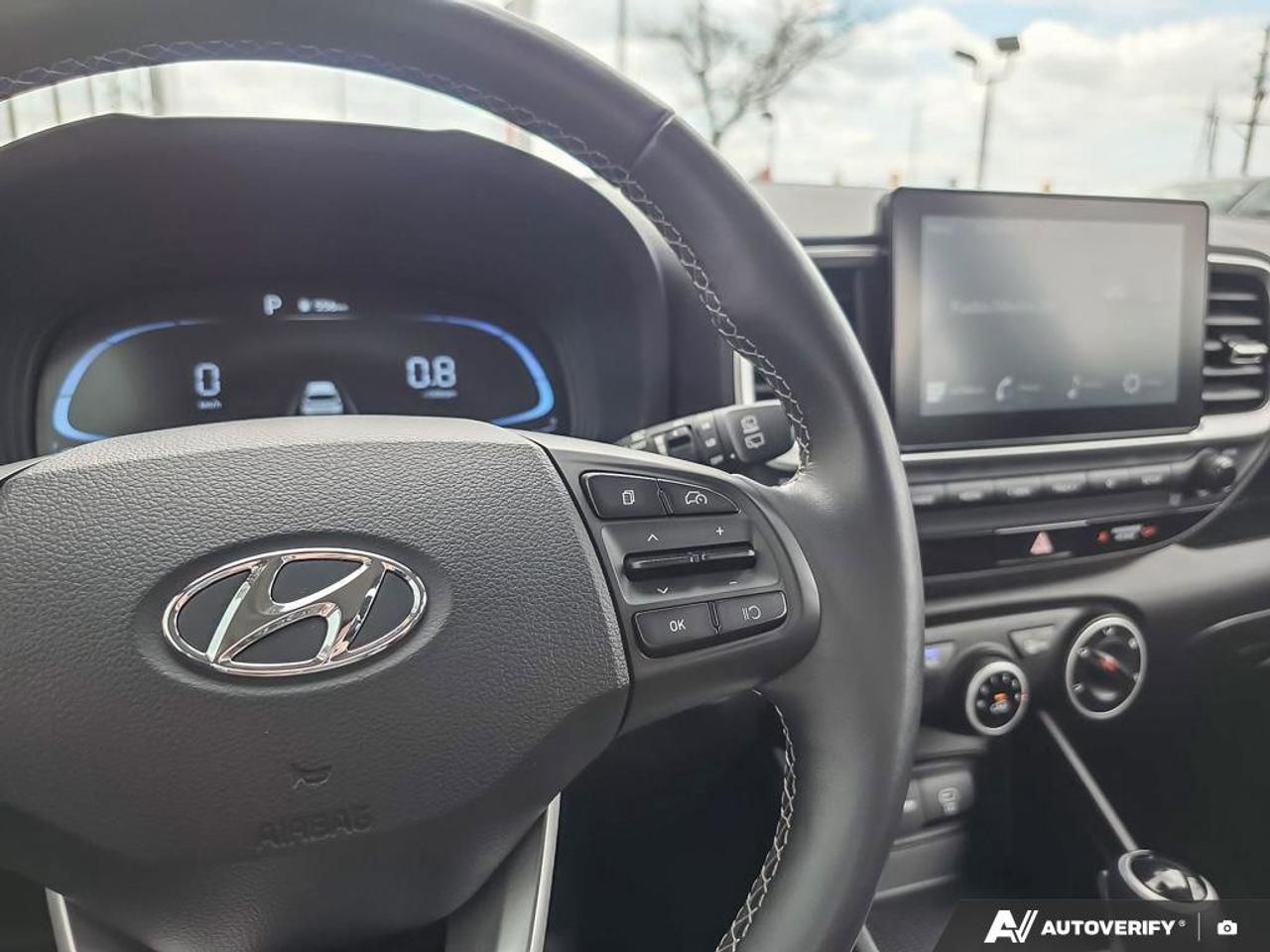 2025 Hyundai Venue Preferred | Android Auto | Apple Car Play | Heated Seats | Photo