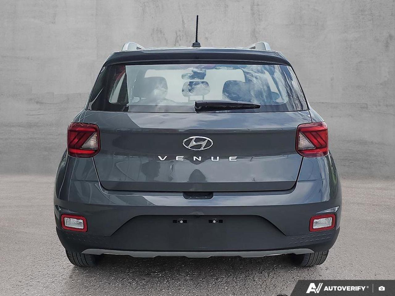 2025 Hyundai Venue Preferred | Apple Car Play | Android Auto | Heated Seats | Photo