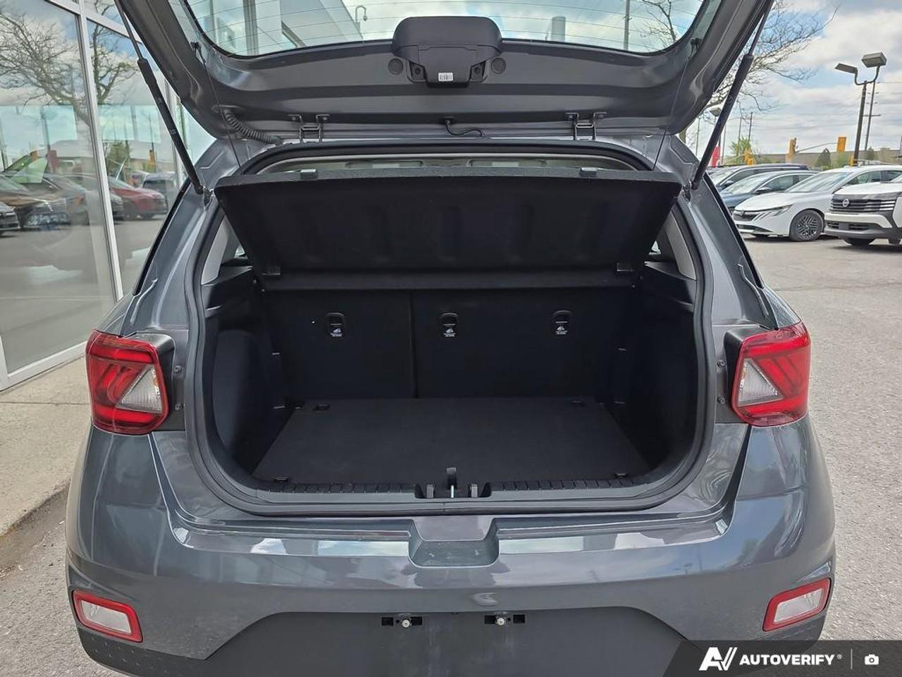 2025 Hyundai Venue Preferred | Apple Car Play | Android Auto | Heated Seats | Photo