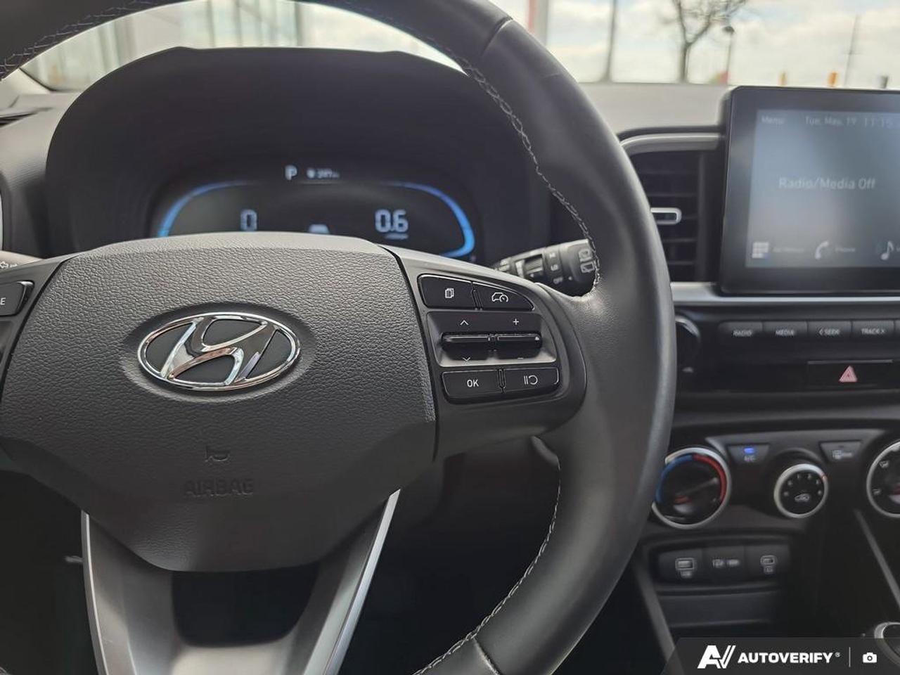 2025 Hyundai Venue Preferred | Apple Car Play | Android Auto | Heated Seats | Photo