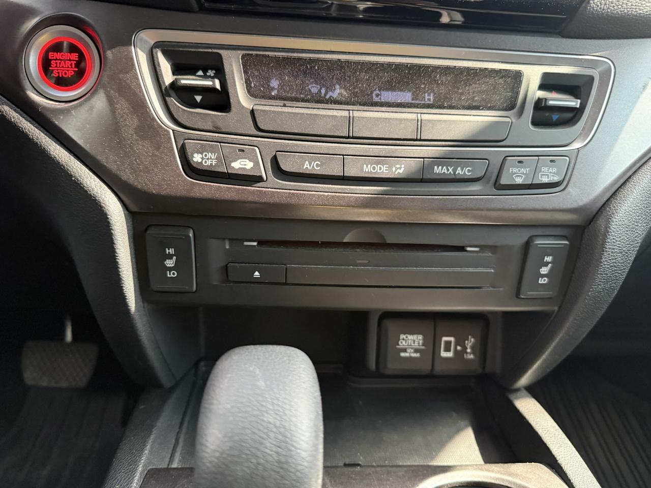 2017 Honda Ridgeline LX Photo