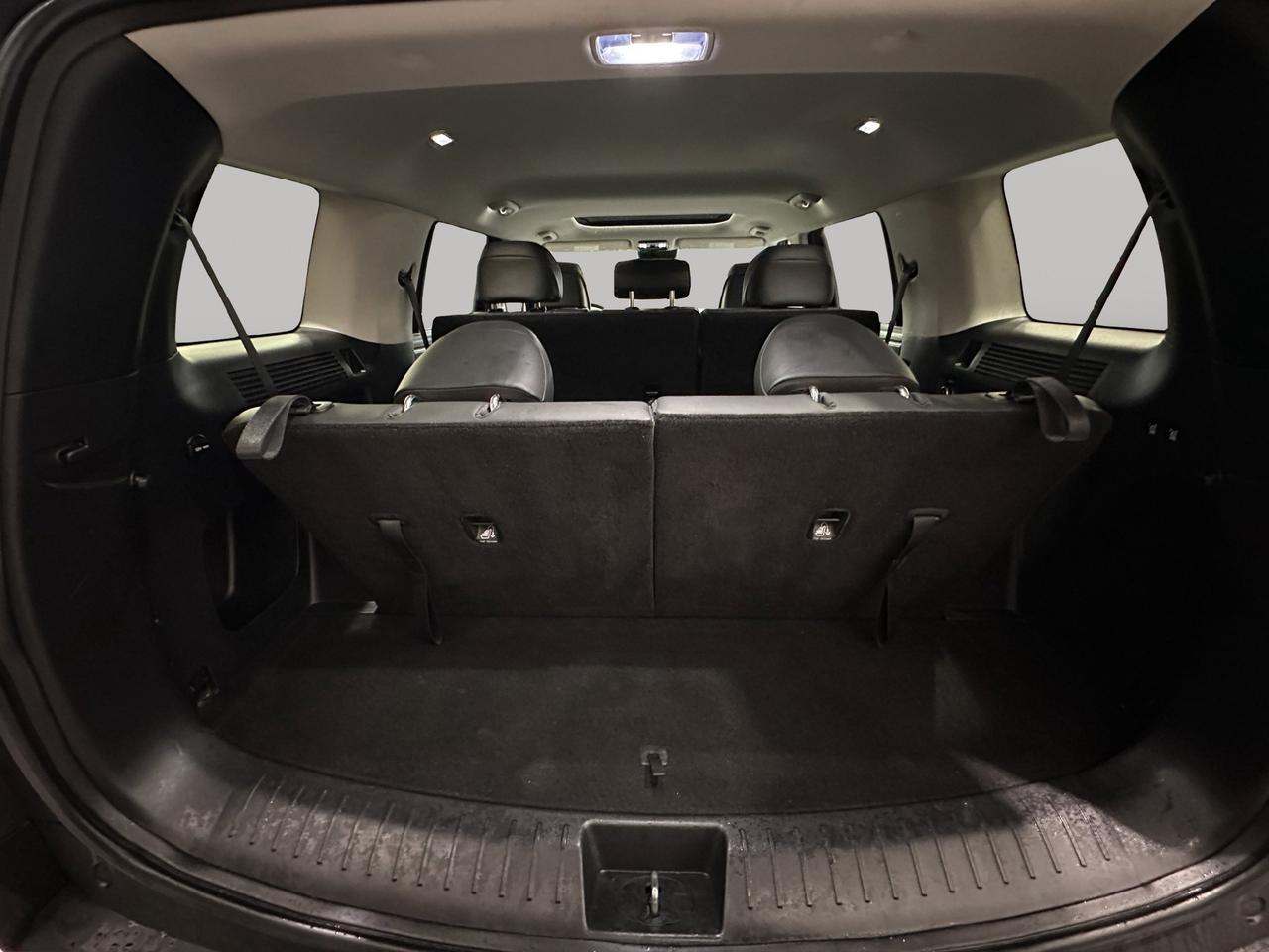 2025 Hyundai Santa Fe XRT | Reverse Cam | Heated Seats Photo