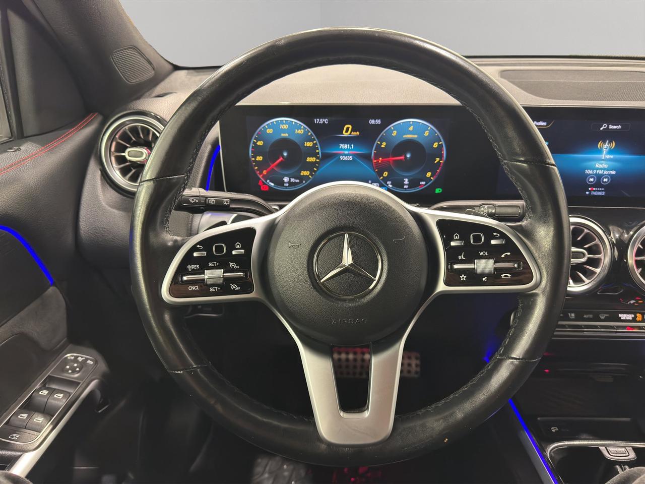 2021 Mercedes-Benz GLB GLB 250 | Reverse Cam | Heated Seats Photo