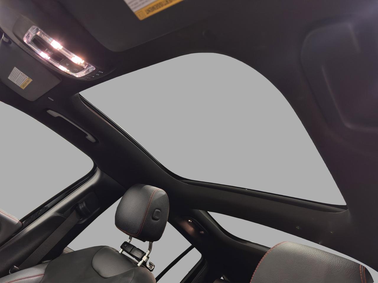 2021 Mercedes-Benz GLB GLB 250 | Reverse Cam | Heated Seats Photo