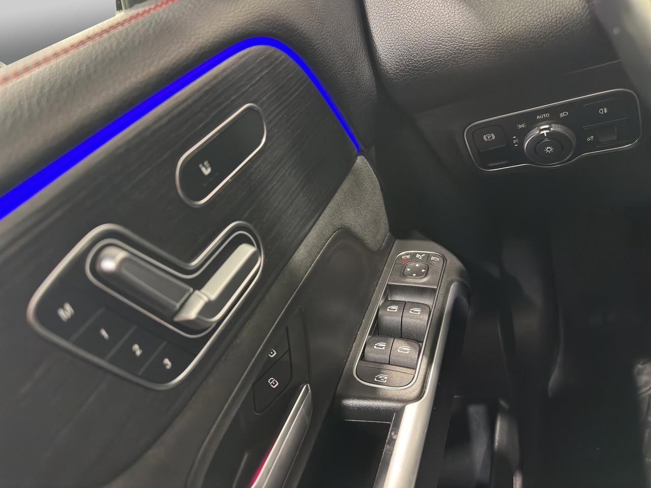 2021 Mercedes-Benz GLB GLB 250 | Reverse Cam | Heated Seats Photo