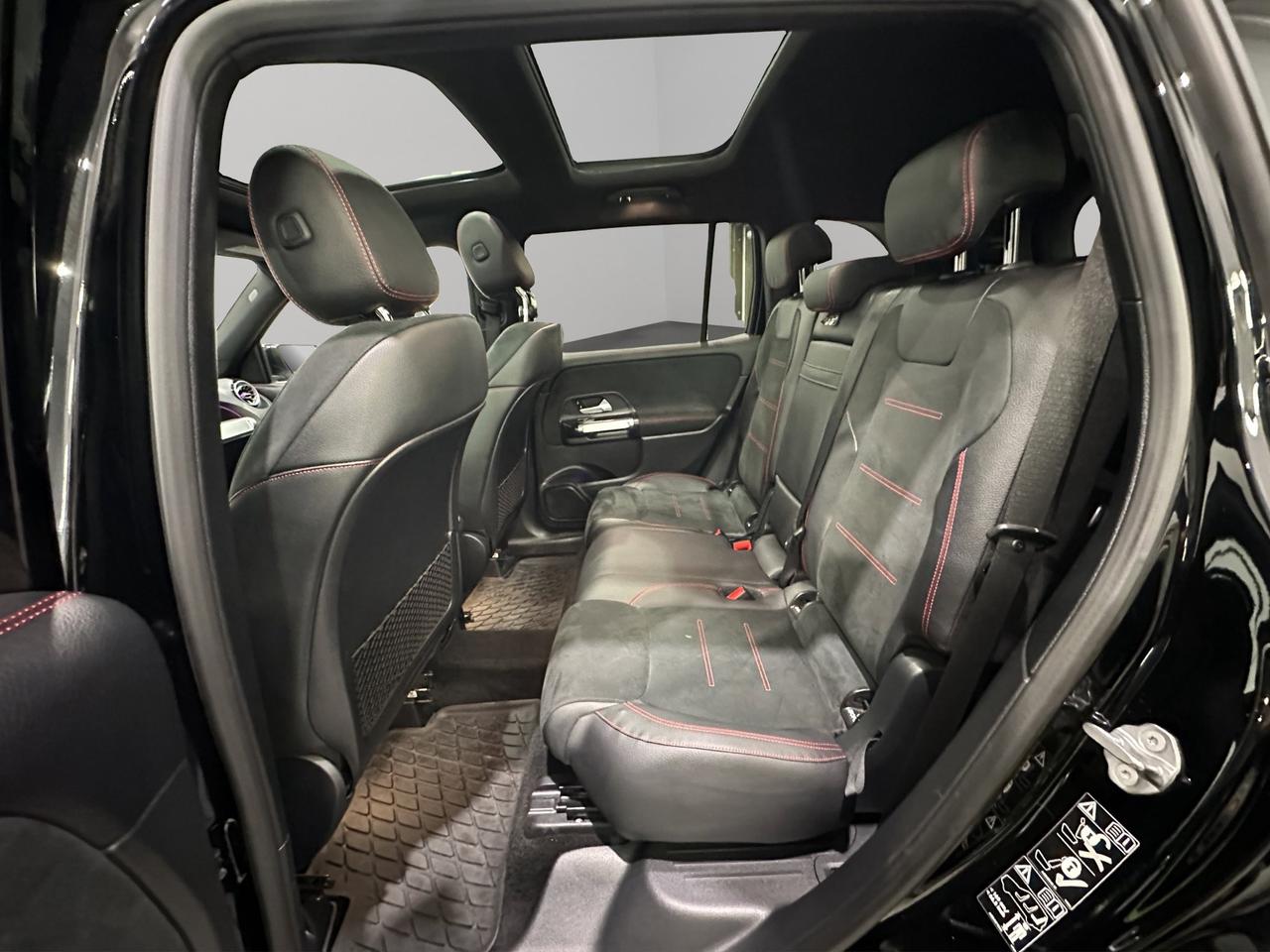 2021 Mercedes-Benz GLB GLB 250 | Reverse Cam | Heated Seats Photo