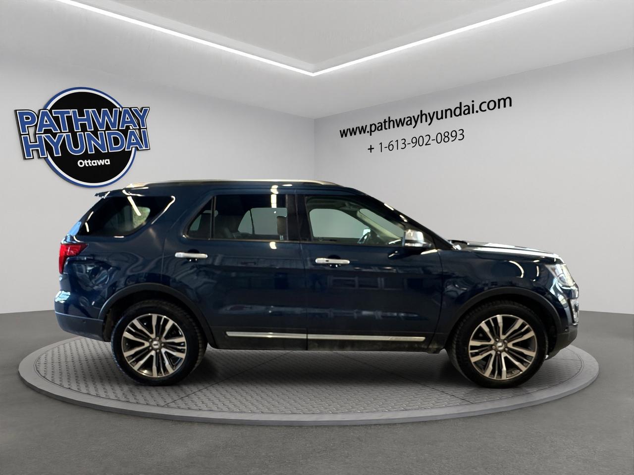 2017 Ford Explorer Platinum | Reverse Cam | Heated Seats Photo