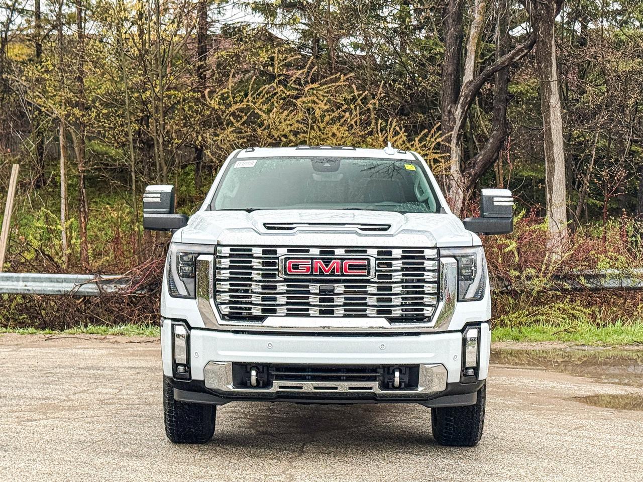 2026 GMC SIERRA 2500HD DENALI Photo4