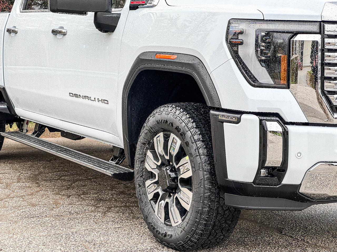 2026 GMC SIERRA 2500HD DENALI Photo