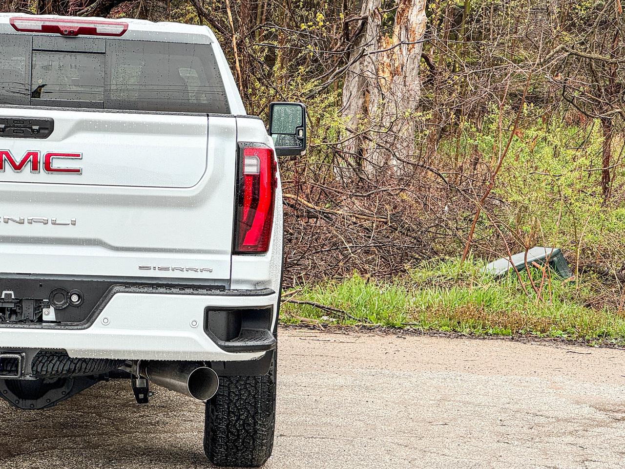2026 GMC SIERRA 2500HD DENALI Photo