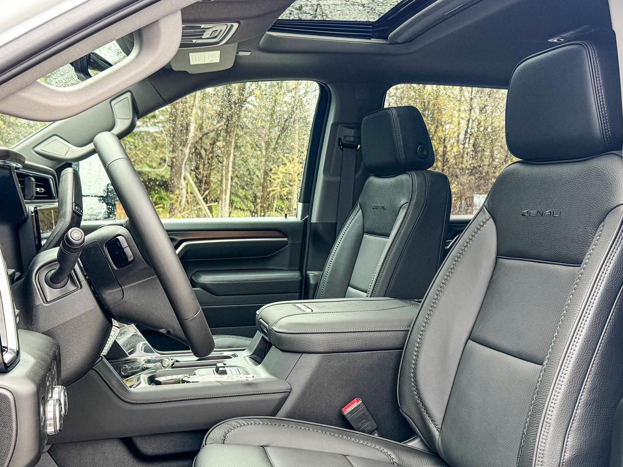 2026 GMC SIERRA 2500HD DENALI Photo