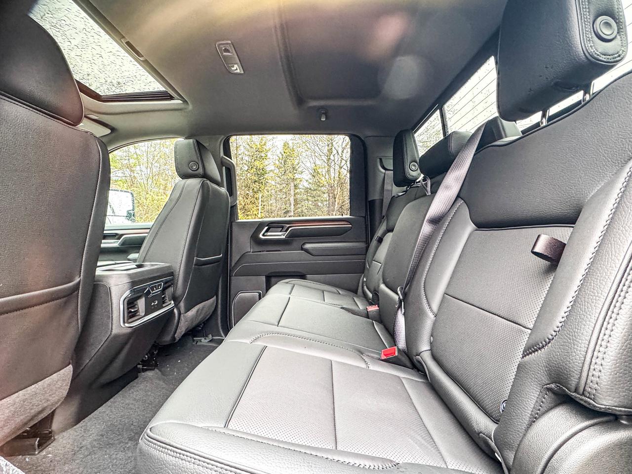 2026 GMC SIERRA 2500HD DENALI Photo