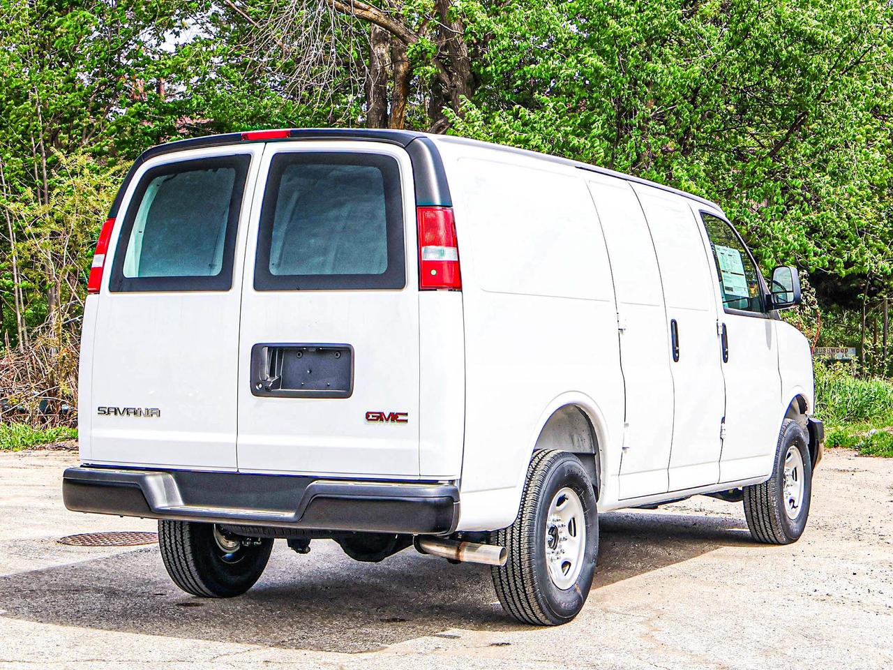 2026 GMC Savana Cargo Van  Photo