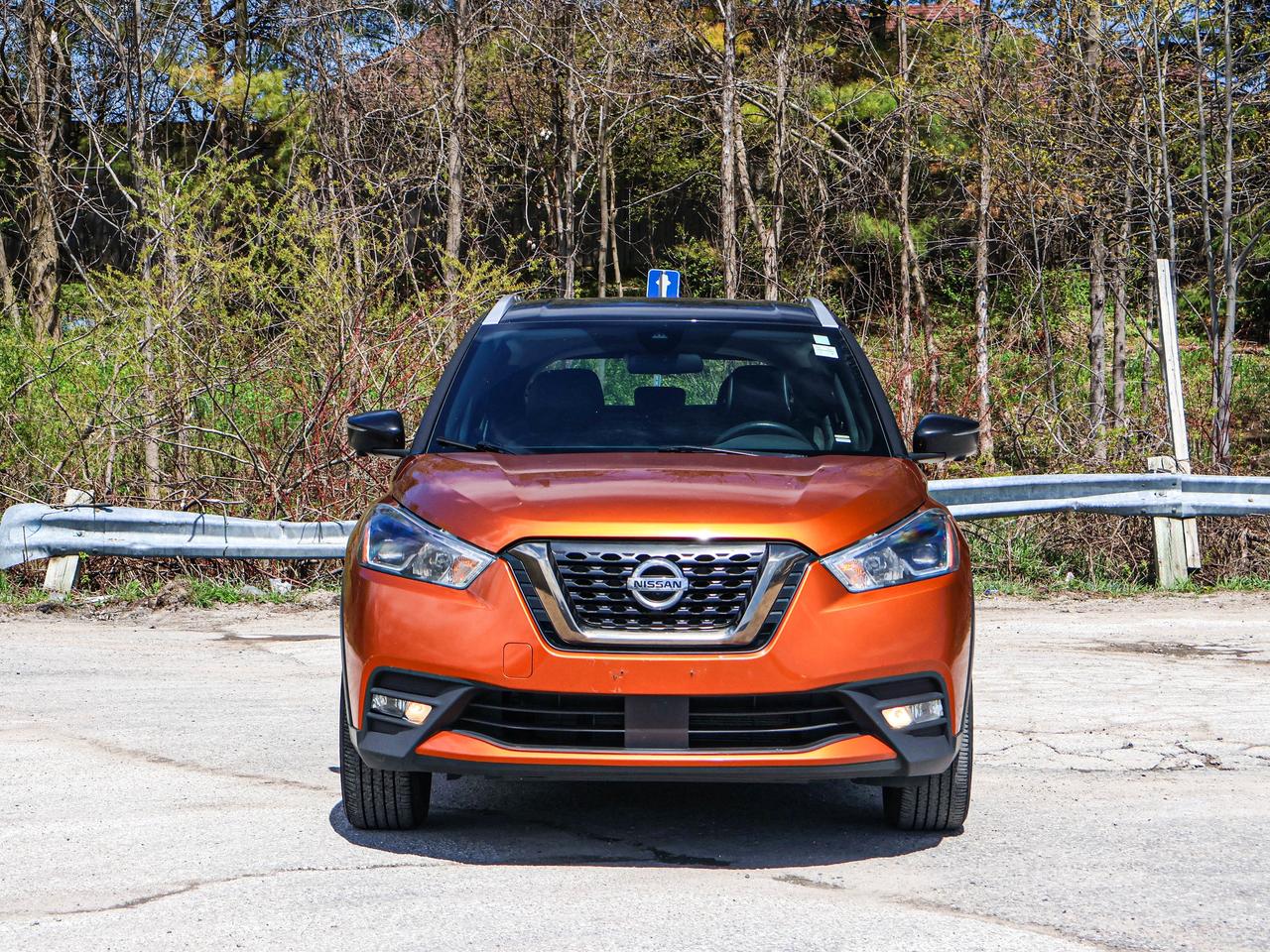 2020 Nissan Kicks SR Photo