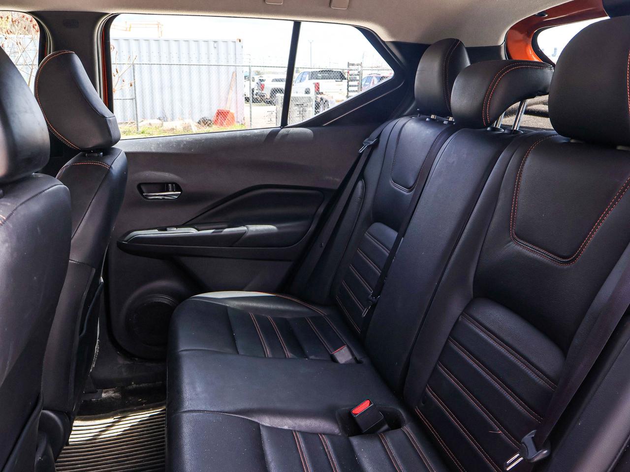 2020 Nissan Kicks SR Photo