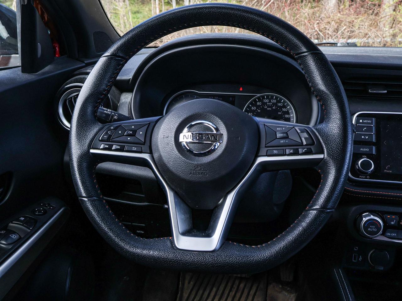 2020 Nissan Kicks SR Photo