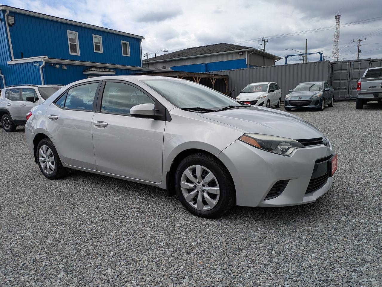 2015 Toyota Corolla LE Photo