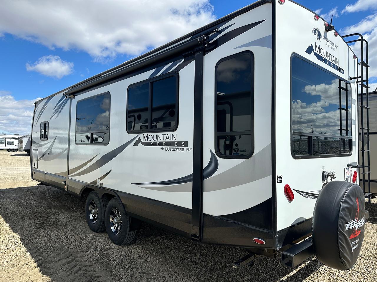 2019 Outdoors RV Blackstone 260RLS 