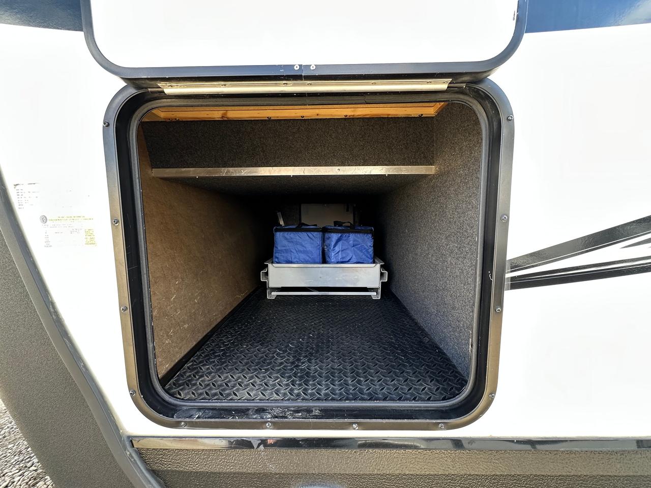 2019 Outdoors RV Blackstone 260RLS 