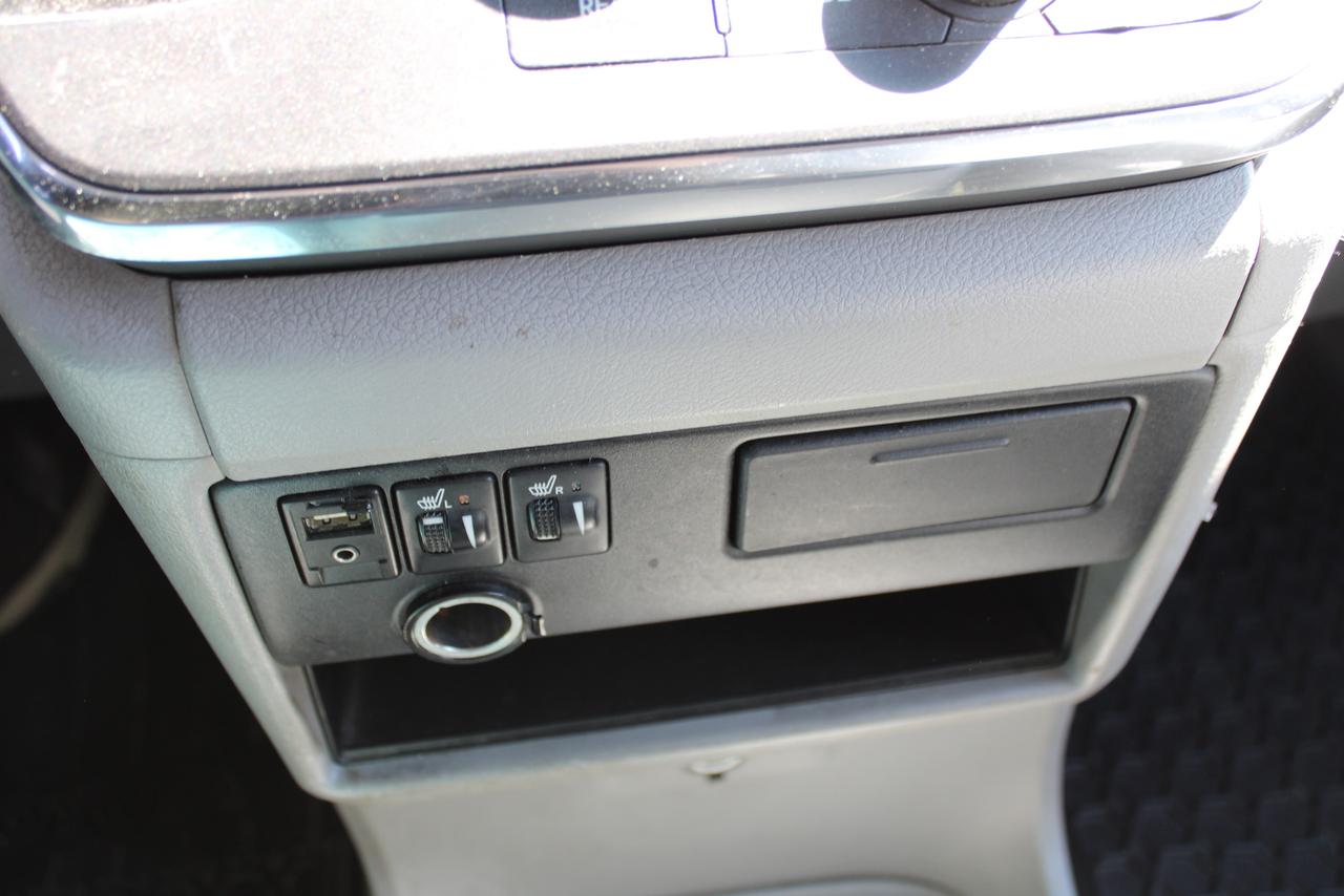 2015 Toyota Sienna LE Photo