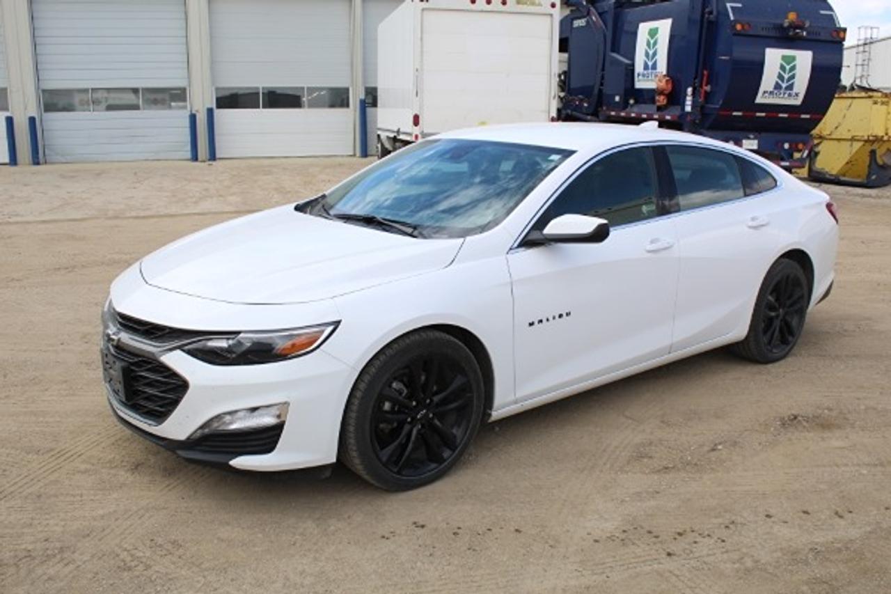 2024 Chevrolet Malibu LT Sport w/Htd cloth, BUC - Photo #1
