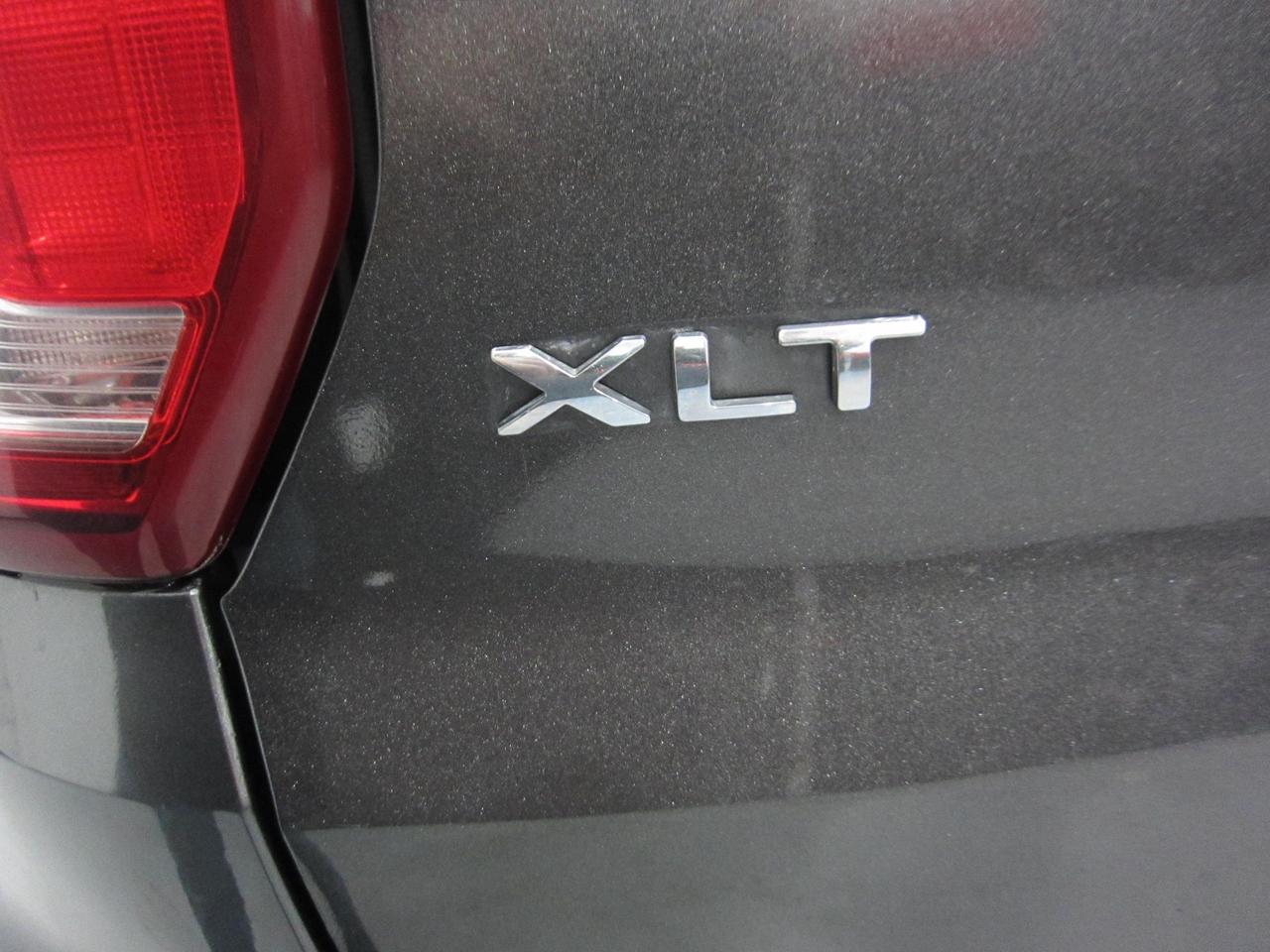 2017 Ford Explorer XLT Photo