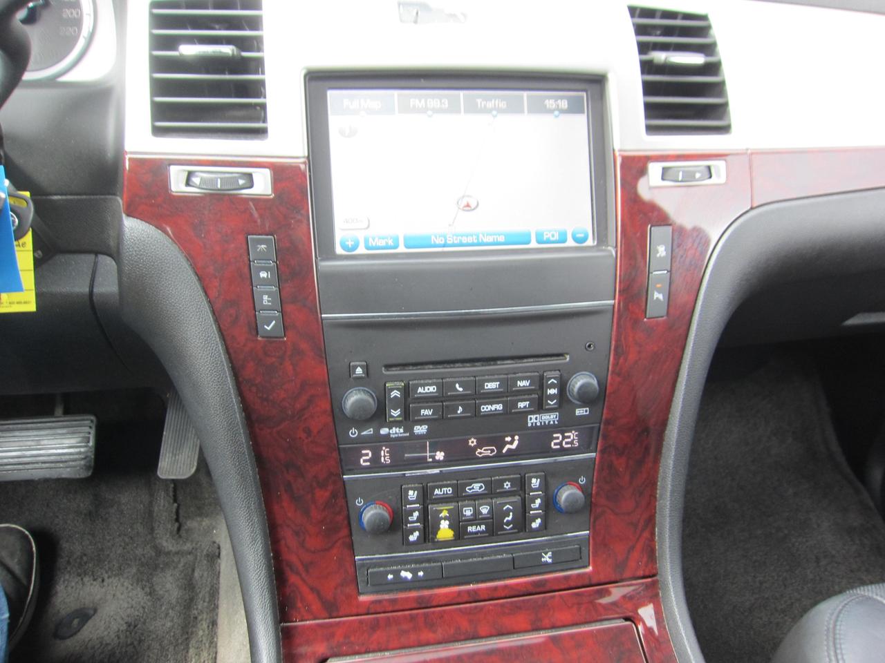 2011 Cadillac Escalade PREMIUM Photo
