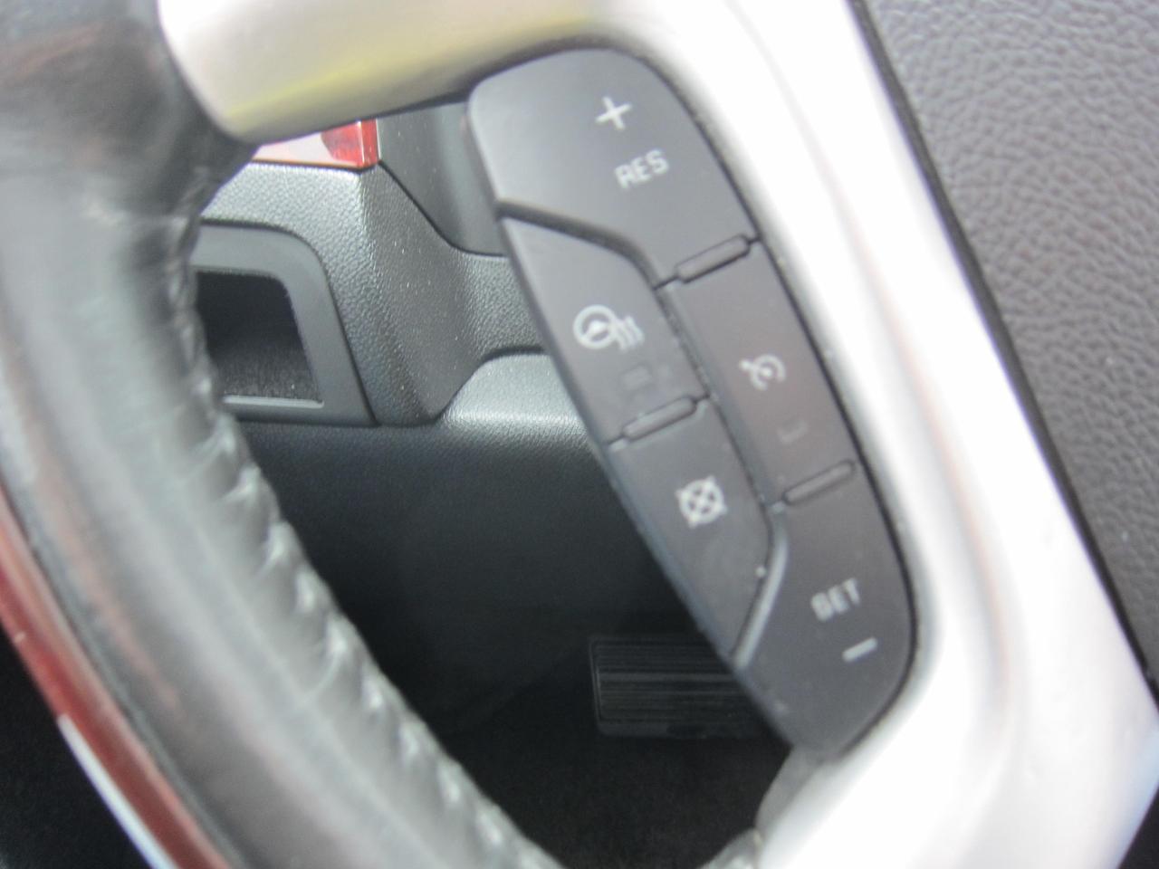 2011 Cadillac Escalade PREMIUM Photo