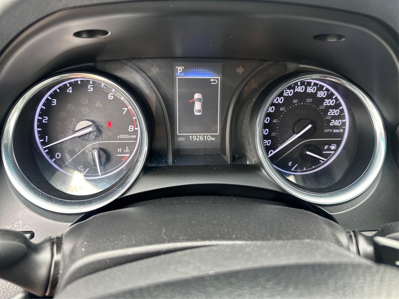 2020 Toyota Camry SE Photo