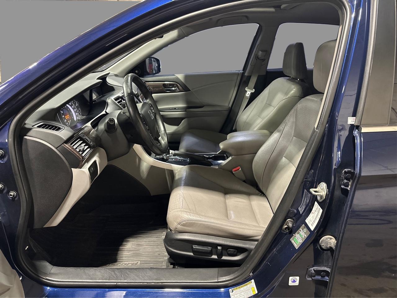 2017 Honda Accord EX L Photo