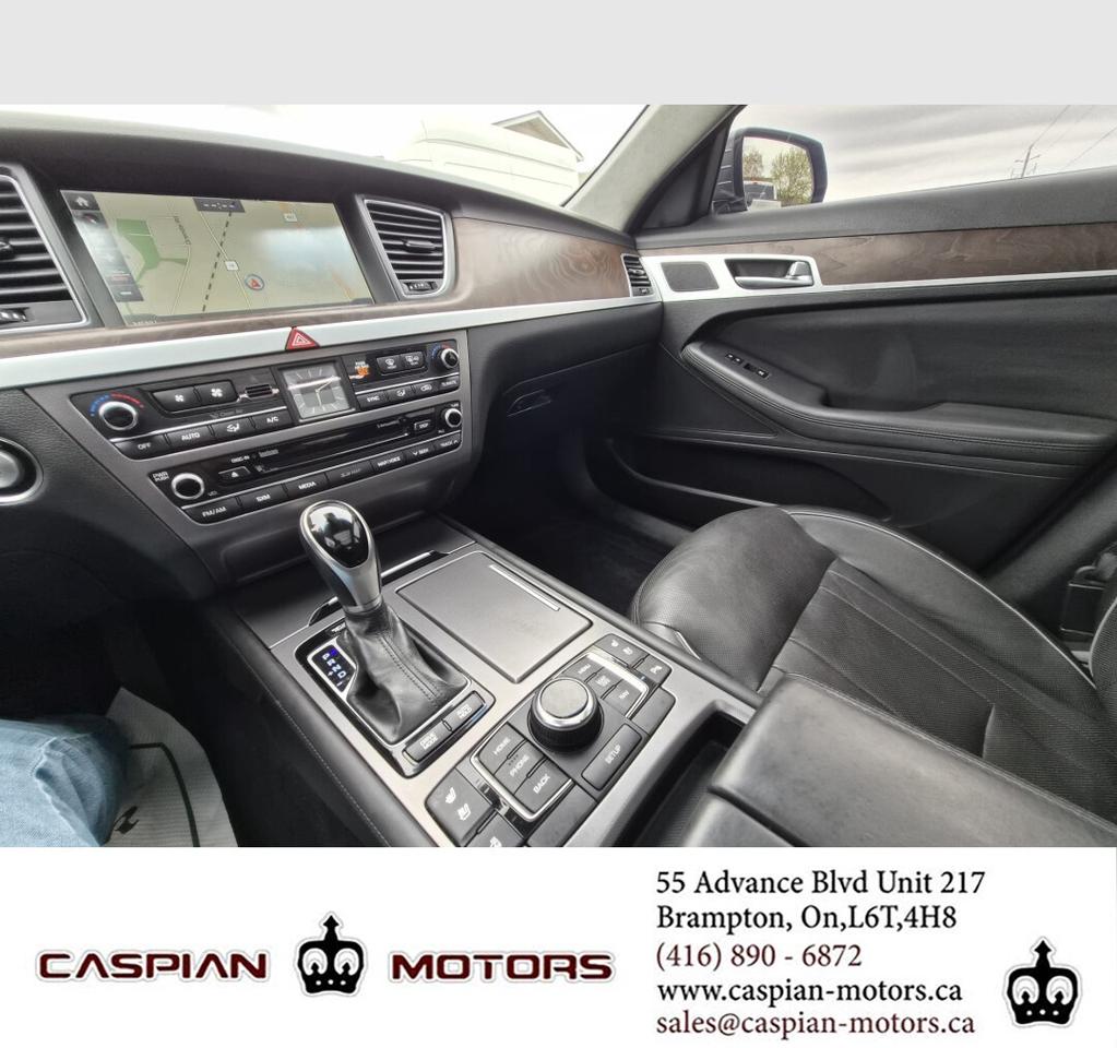 2015 Hyundai Genesis Ultimate Photo
