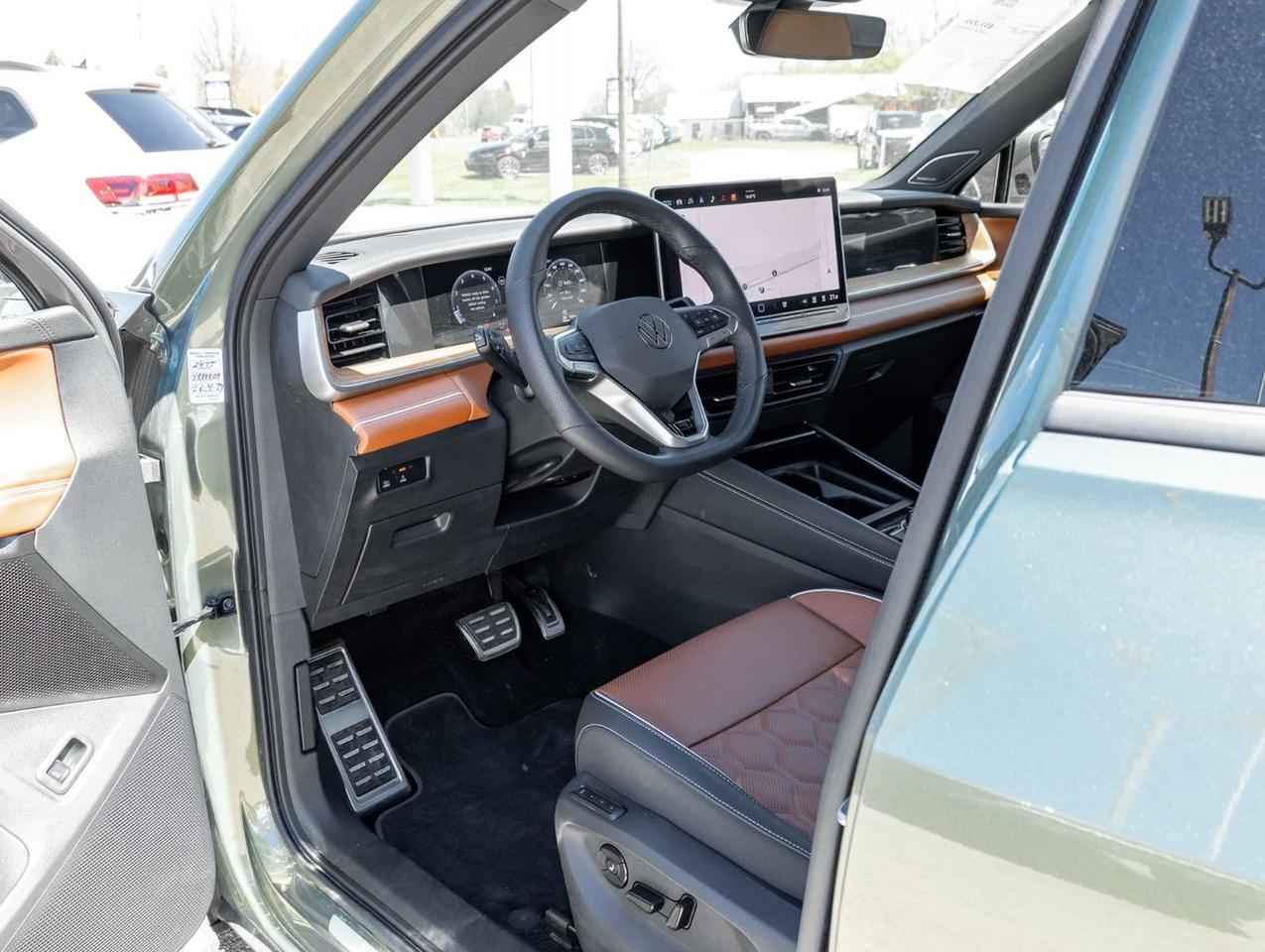 2026 Volkswagen Tiguan Highline Turbo R-Line Photo