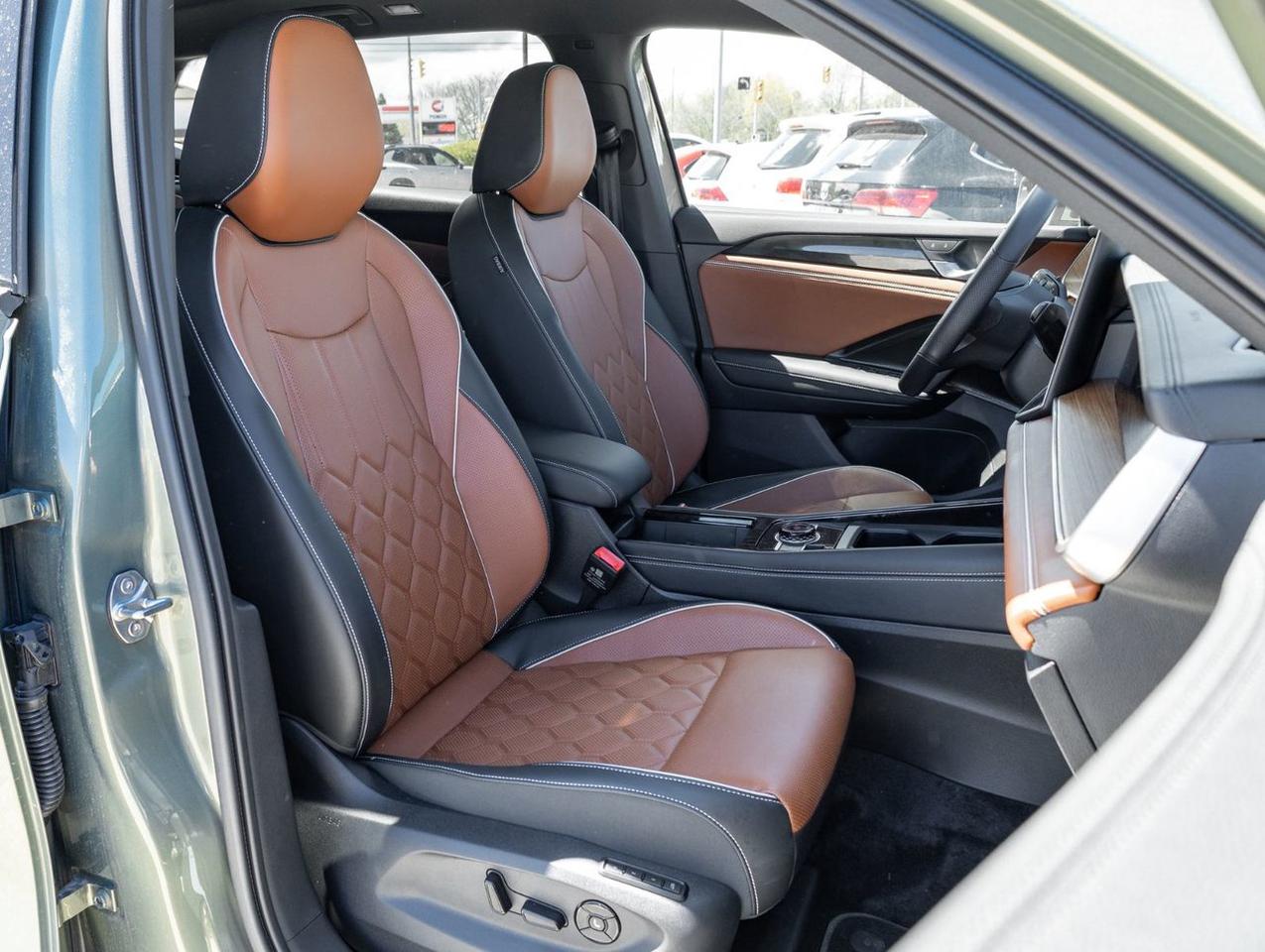 2026 Volkswagen Tiguan Highline Turbo R-Line Photo