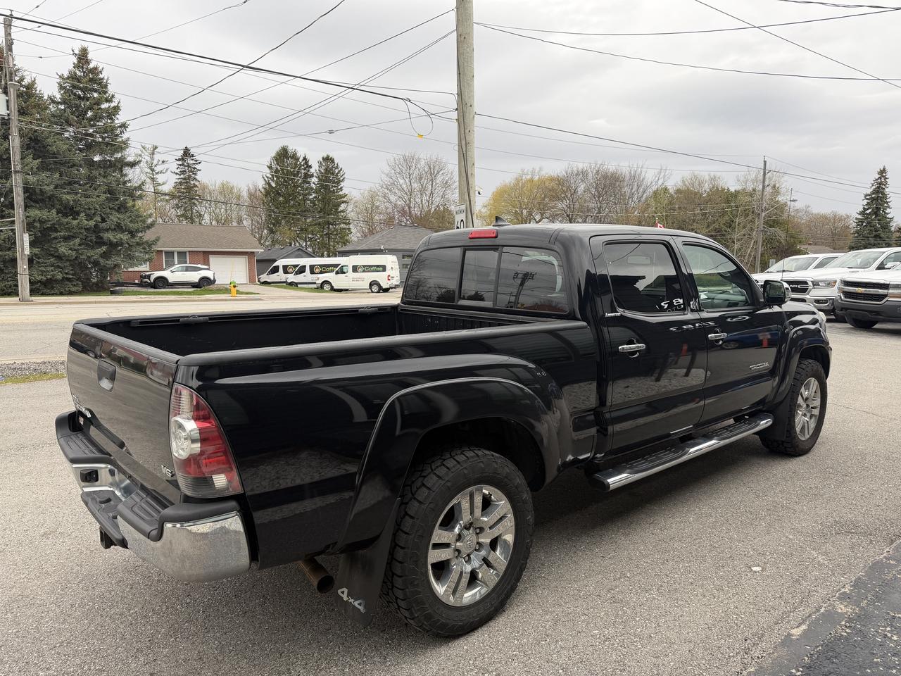 2015 Toyota Tacoma LIMITED Photo