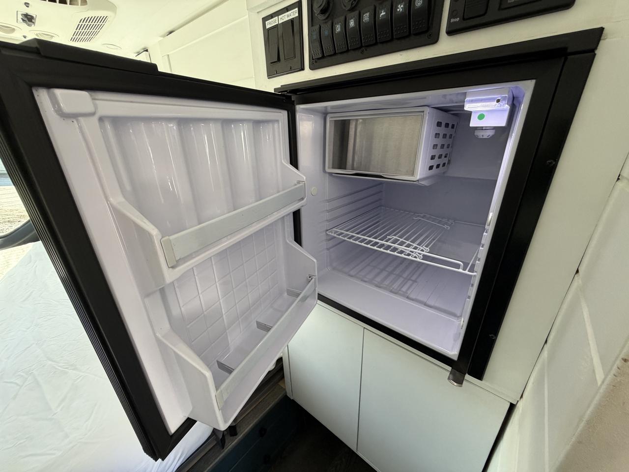 2019 Mercedes-Benz Sprinter 3500 V6 Turbo  Photo