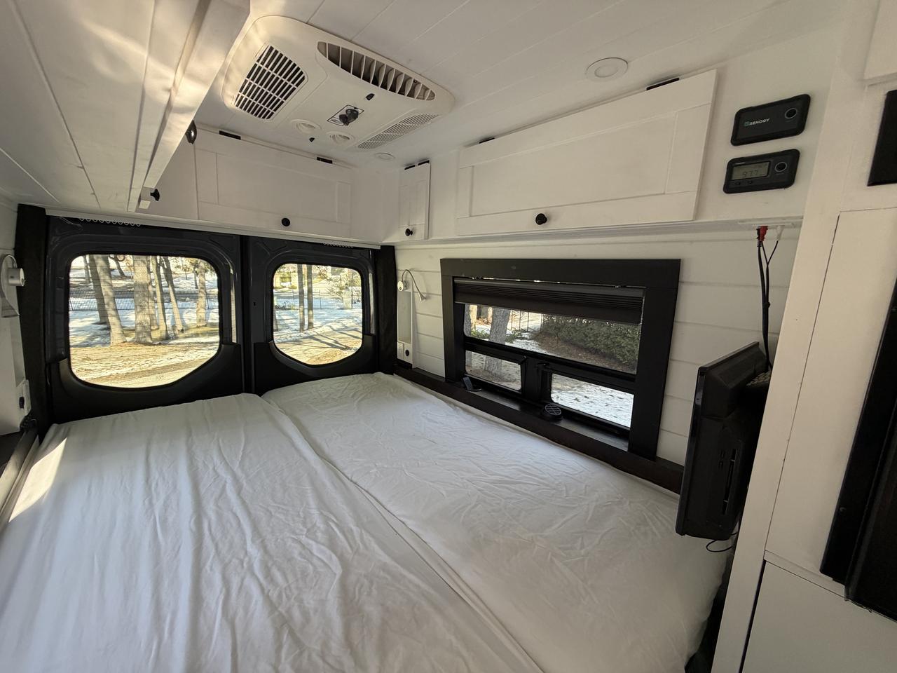 2019 Mercedes-Benz Sprinter 3500 V6 Turbo  Photo