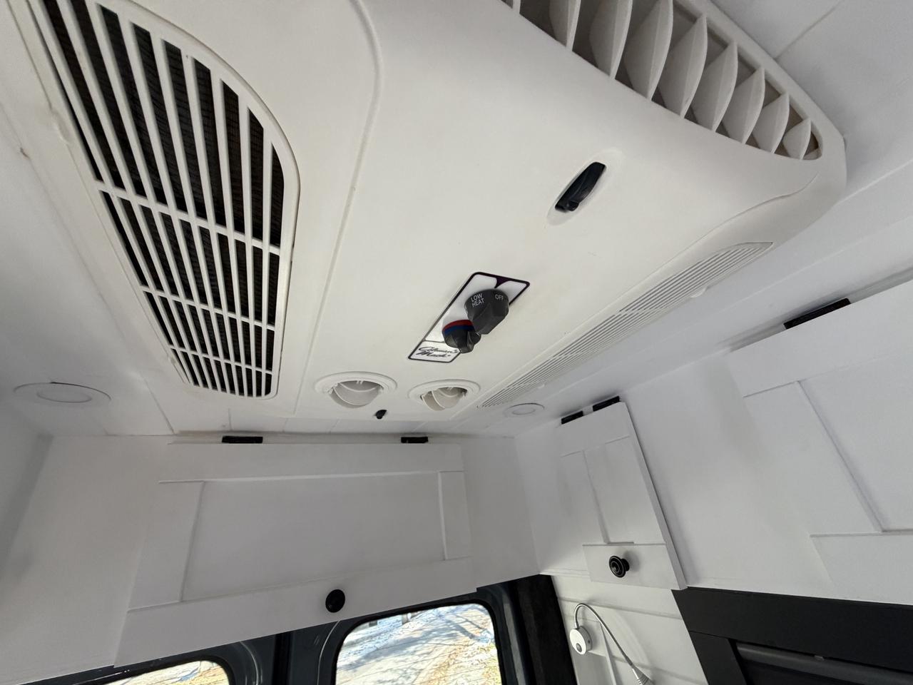 2019 Mercedes-Benz Sprinter 3500 V6 Turbo  Photo
