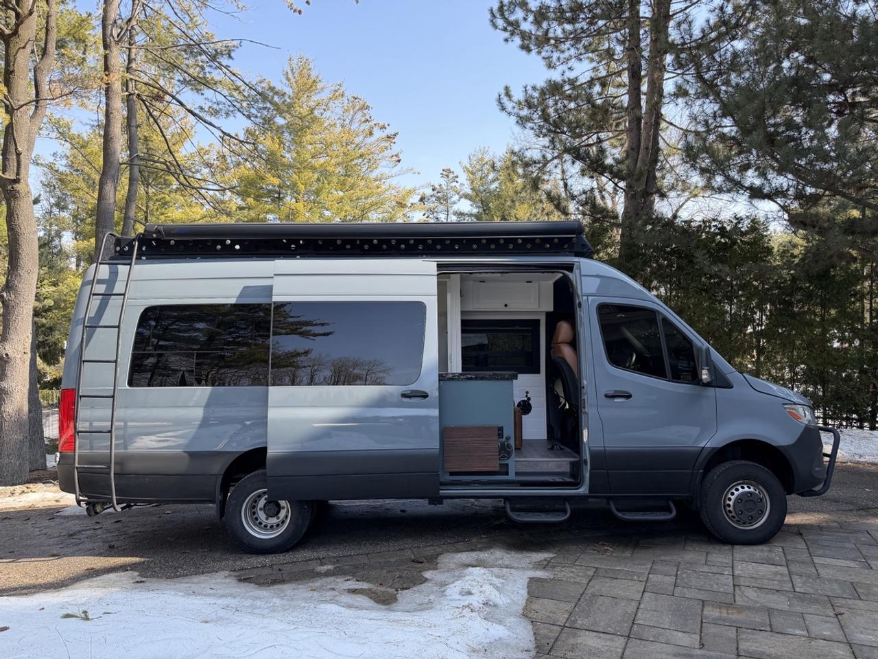 2019 Mercedes-Benz Sprinter 3500 V6 Turbo  Photo