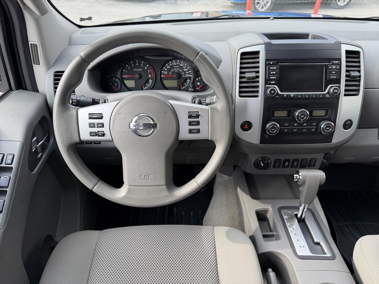 2015 Nissan Frontier SV Photo