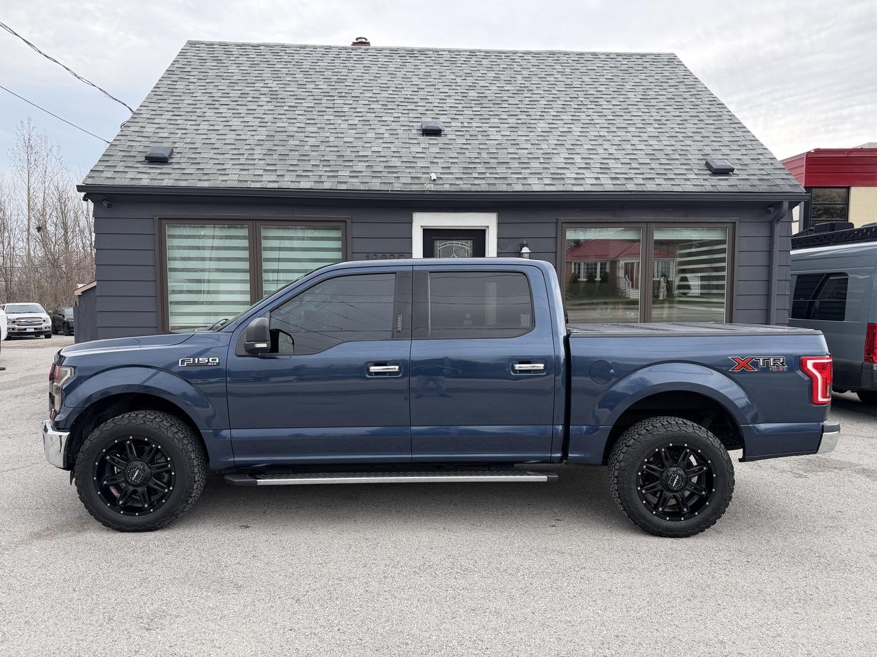 2016 Ford F-150 XLT Photo