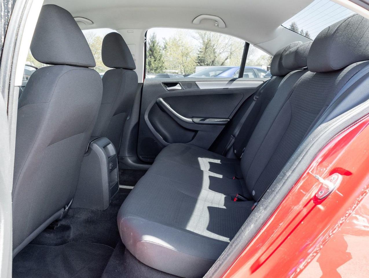 2017 Volkswagen Jetta Sedan Trendline+ Photo