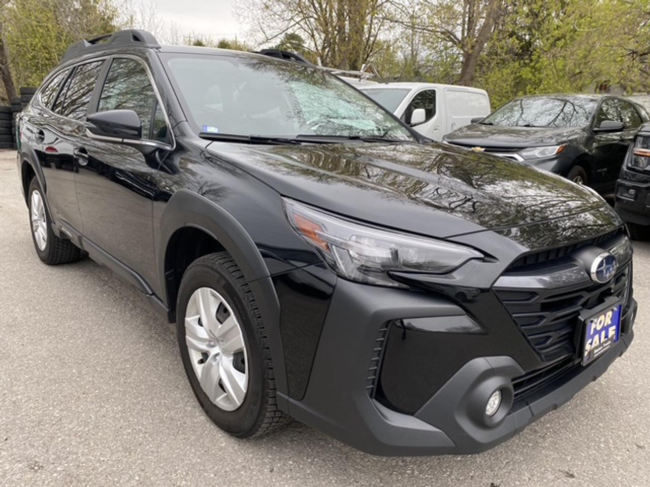 2023 Subaru Outback Convenience CVT Photo