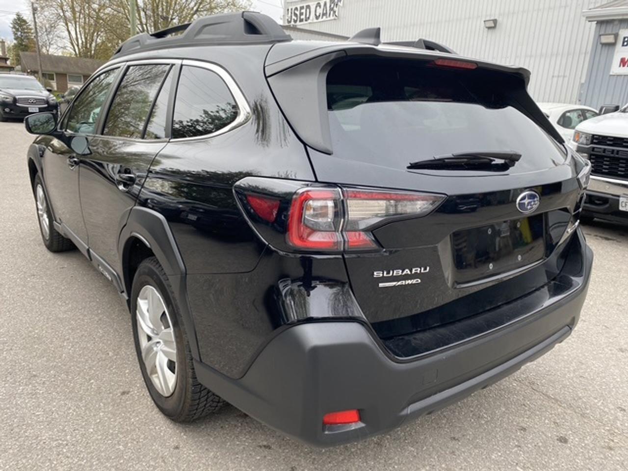 2023 Subaru Outback Convenience CVT Photo