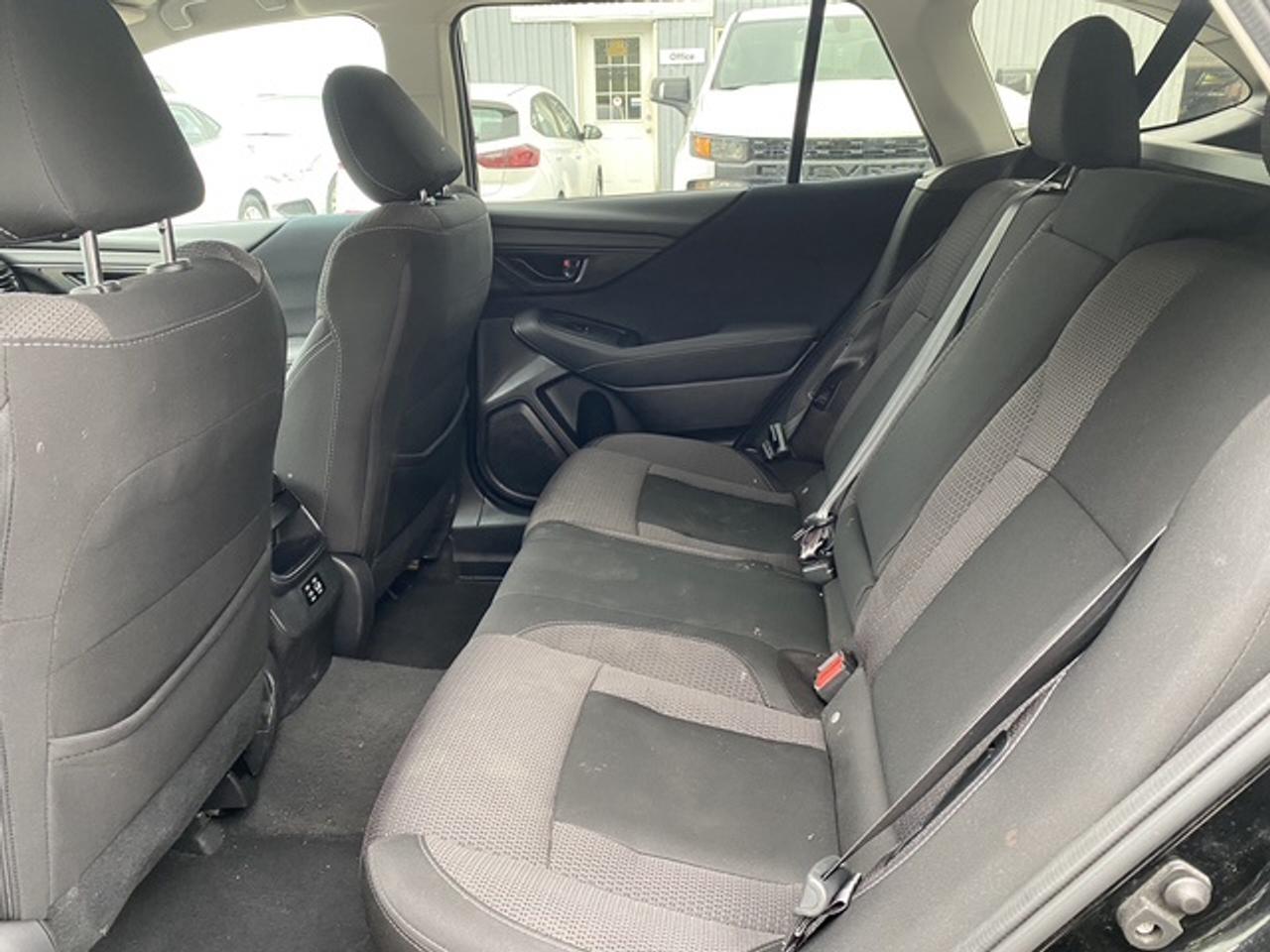 2023 Subaru Outback Convenience CVT Photo