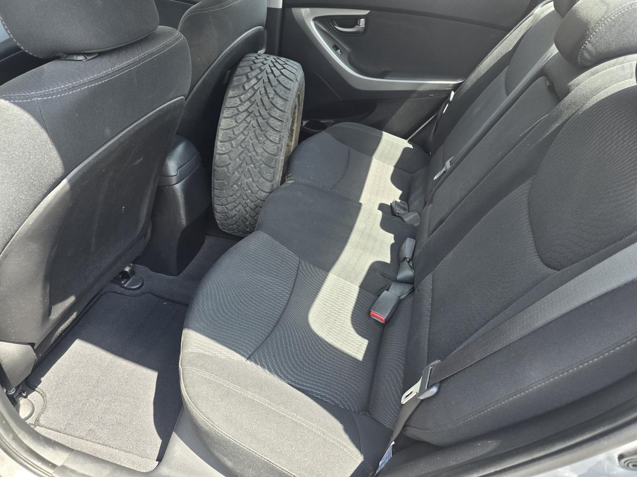 2015 Hyundai Elantra GL Photo