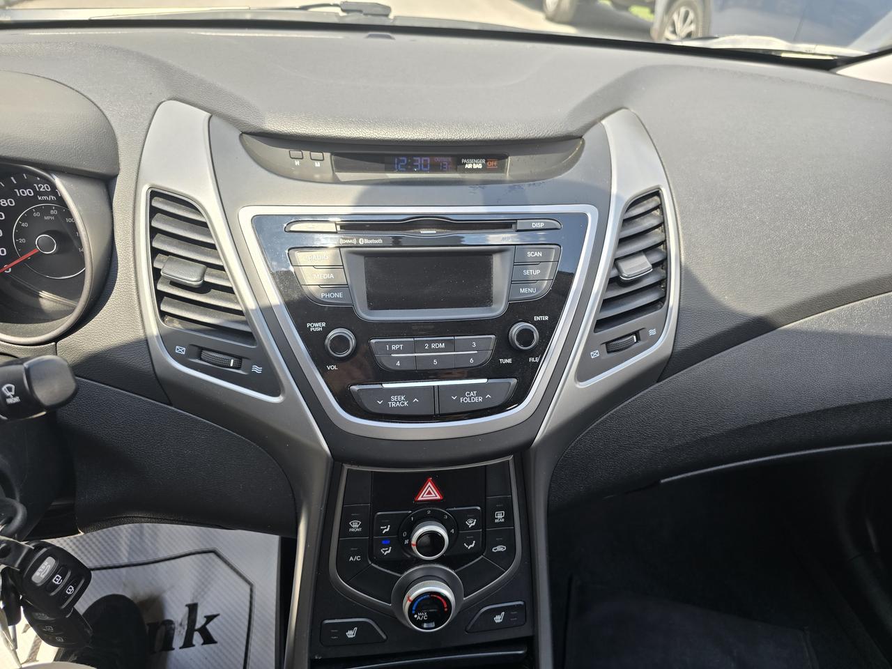 2015 Hyundai Elantra GL Photo