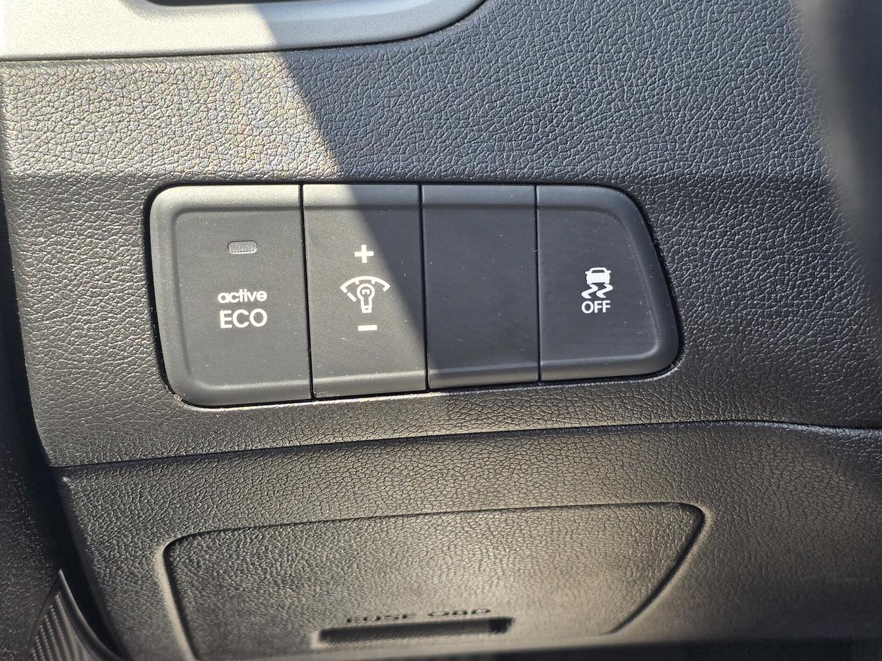 2015 Hyundai Elantra GL Photo