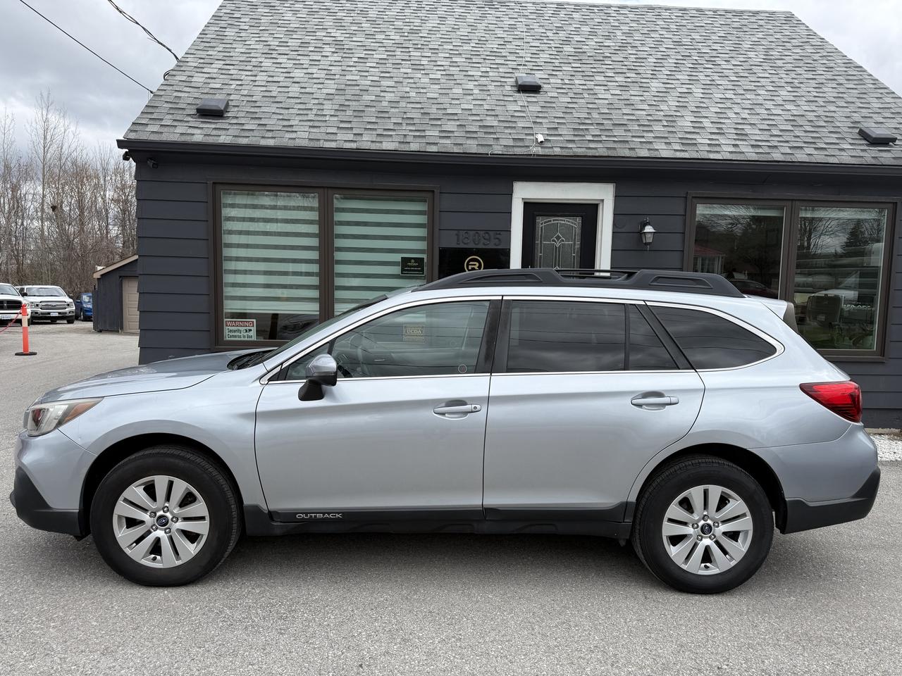 2018 Subaru Outback Premium plusM R Photo
