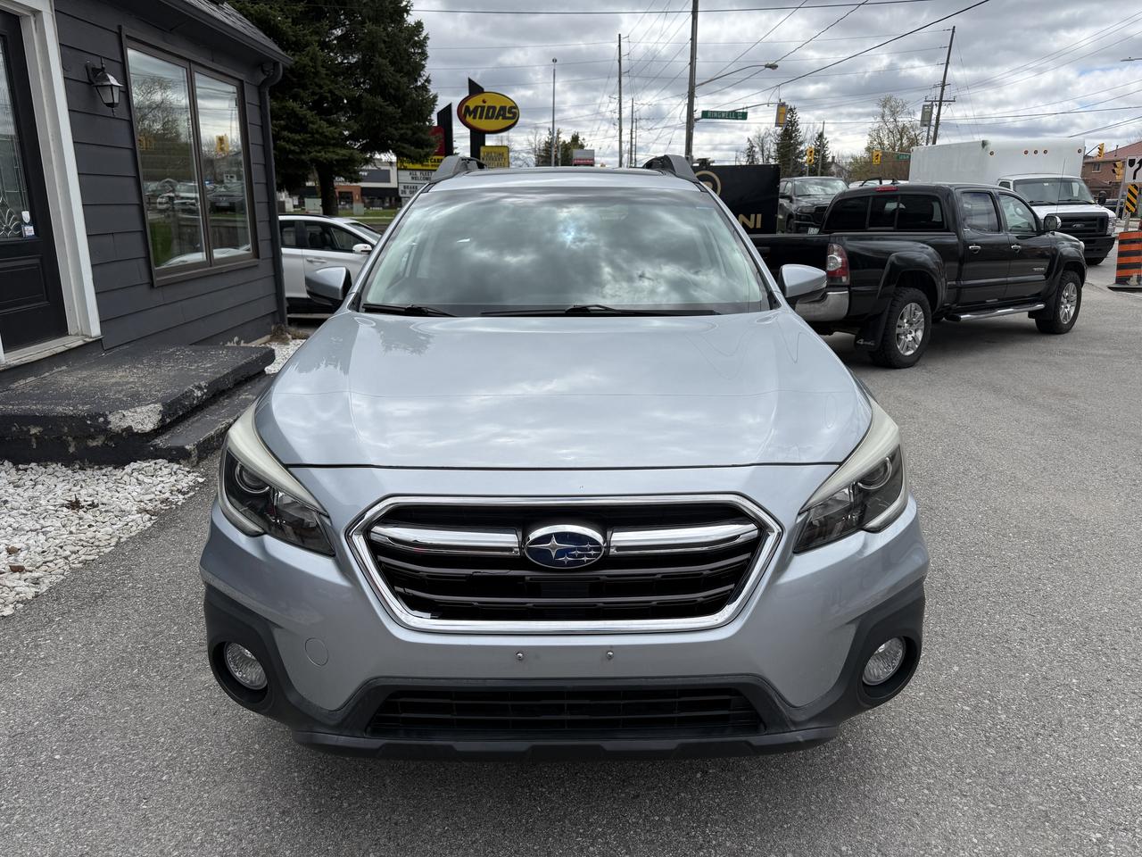 2018 Subaru Outback Premium plusM R Photo