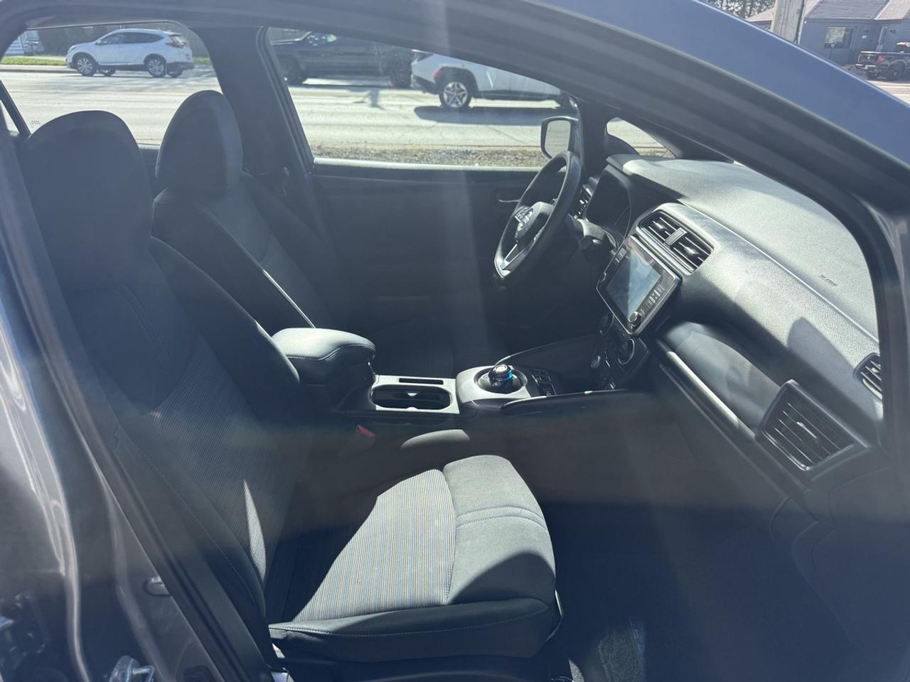 2020 Nissan Leaf S PLUS Photo